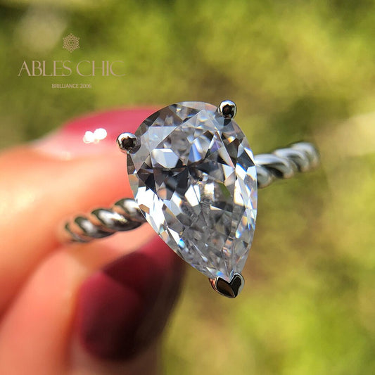 Bague de fiançailles solitaire avec pierres précieuses R0892