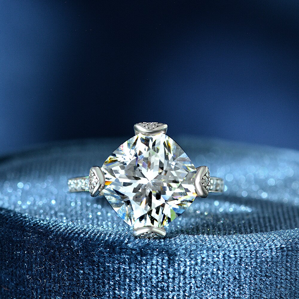 Bague de fiançailles solitaire carrée R1015