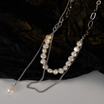 Collier à pampilles de perles baroques à longue chaîne N1031