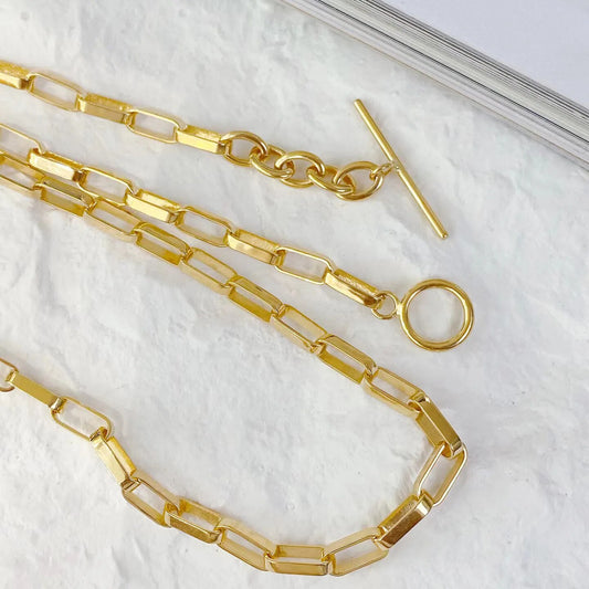 Collier à chaîne allongée épaisse