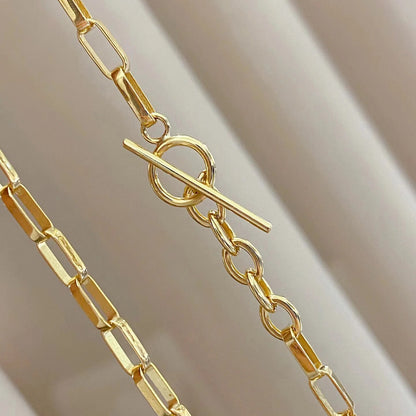 Collier à chaîne allongée épaisse