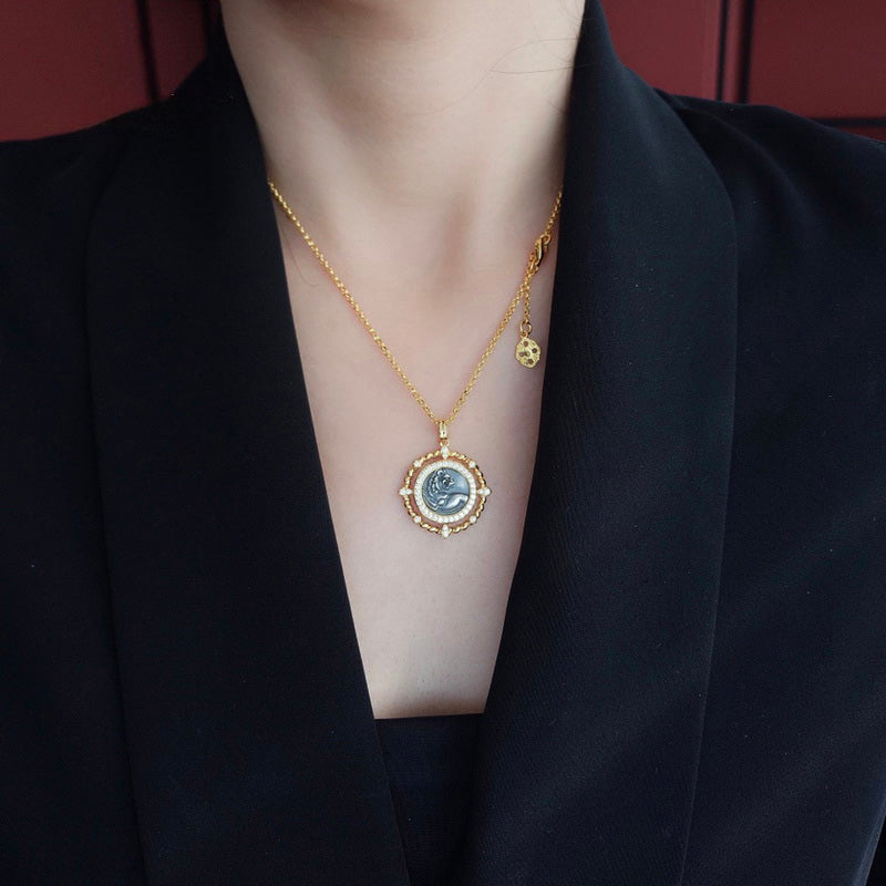 Collier de pièces de monnaie antiques retournées 5982