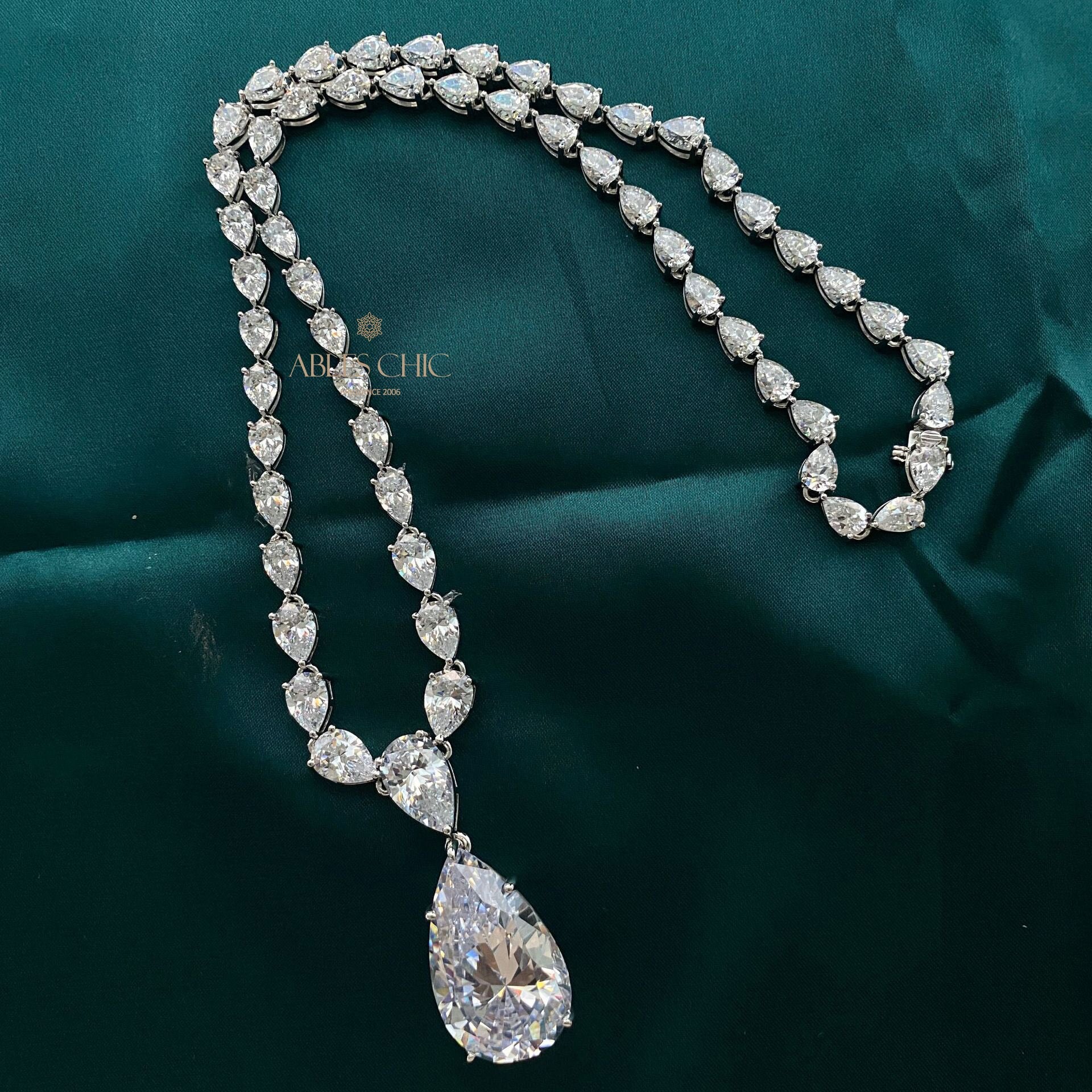 Collier de mariées en tourmaline blanche B0507