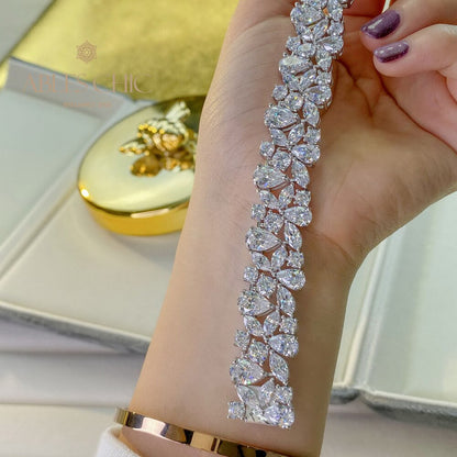 Bracelet de mariée floral glacé B0630