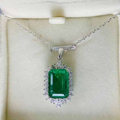 Collier royal émeraude de laboratoire B0337