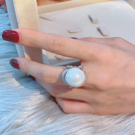 Bague solitaire nœud papillon en nacre R1168