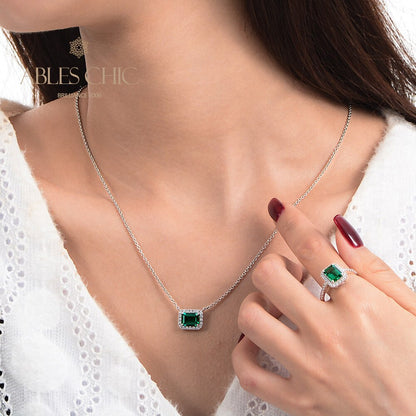 Pendentif Halo Émeraude P0640