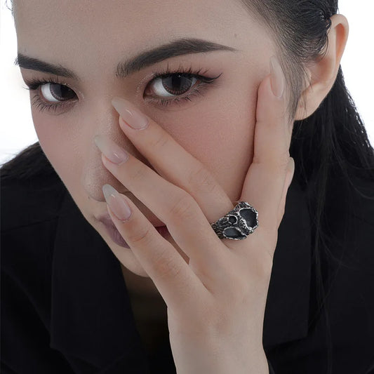 Bague épaisse brute en émail noir R1200
