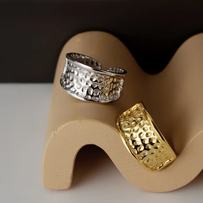 Bague Irrégulière Points Battus R110
