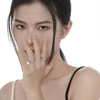 Bague enchaînée à pampilles florales en émail R1192