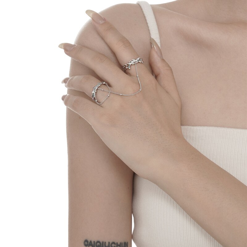 Bague enchaînée à pampilles florales en émail R1192