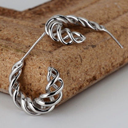 Boucles d'oreilles créoles en filigrane tressé E1032