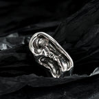Grosse bague antique irrégulière R1235