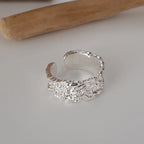 Bague battue irrégulière faite à la main R162