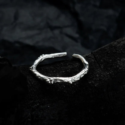 Bague à motif brut unique R1225