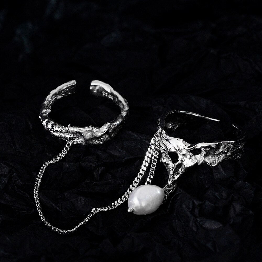 Bague à motif extraterrestre en perles enchaînées R1266