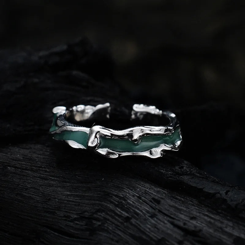 Bague irrégulière en émail R1227