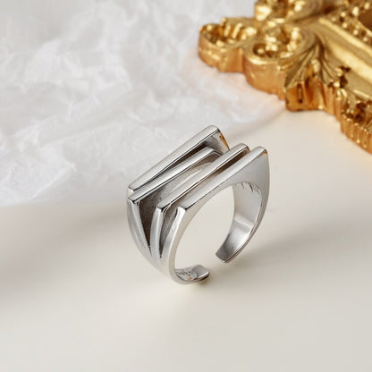 Bague épaisse carrée en couches R1039