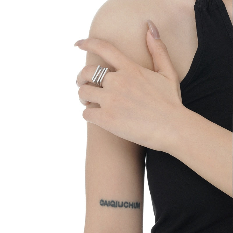 Bague épaisse carrée en couches R1039