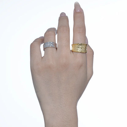 Bague Irrégulière Battue R119