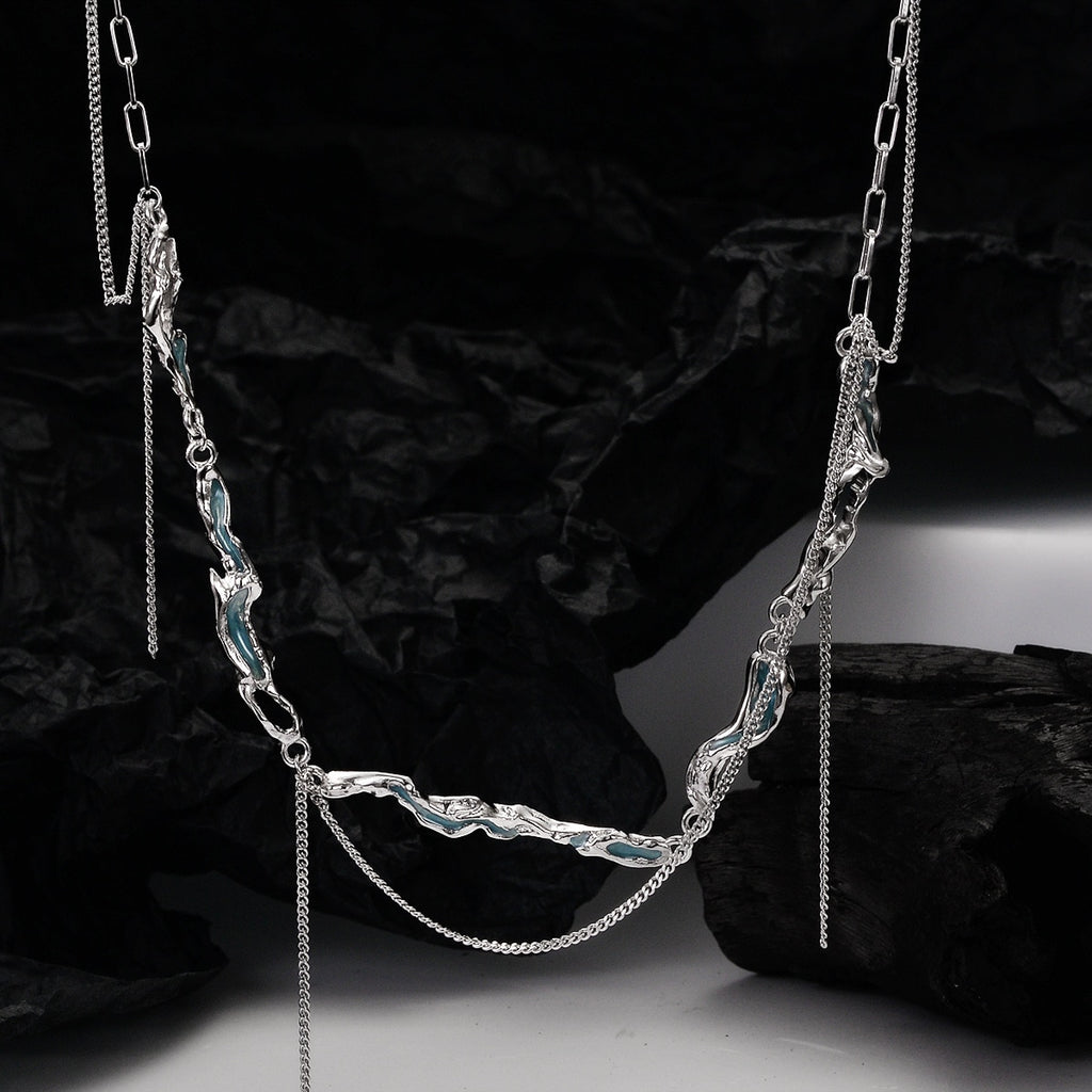 Collier irrégulier en émail texturé N1017