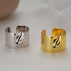 Large bague asymétrique finition miroir R1085