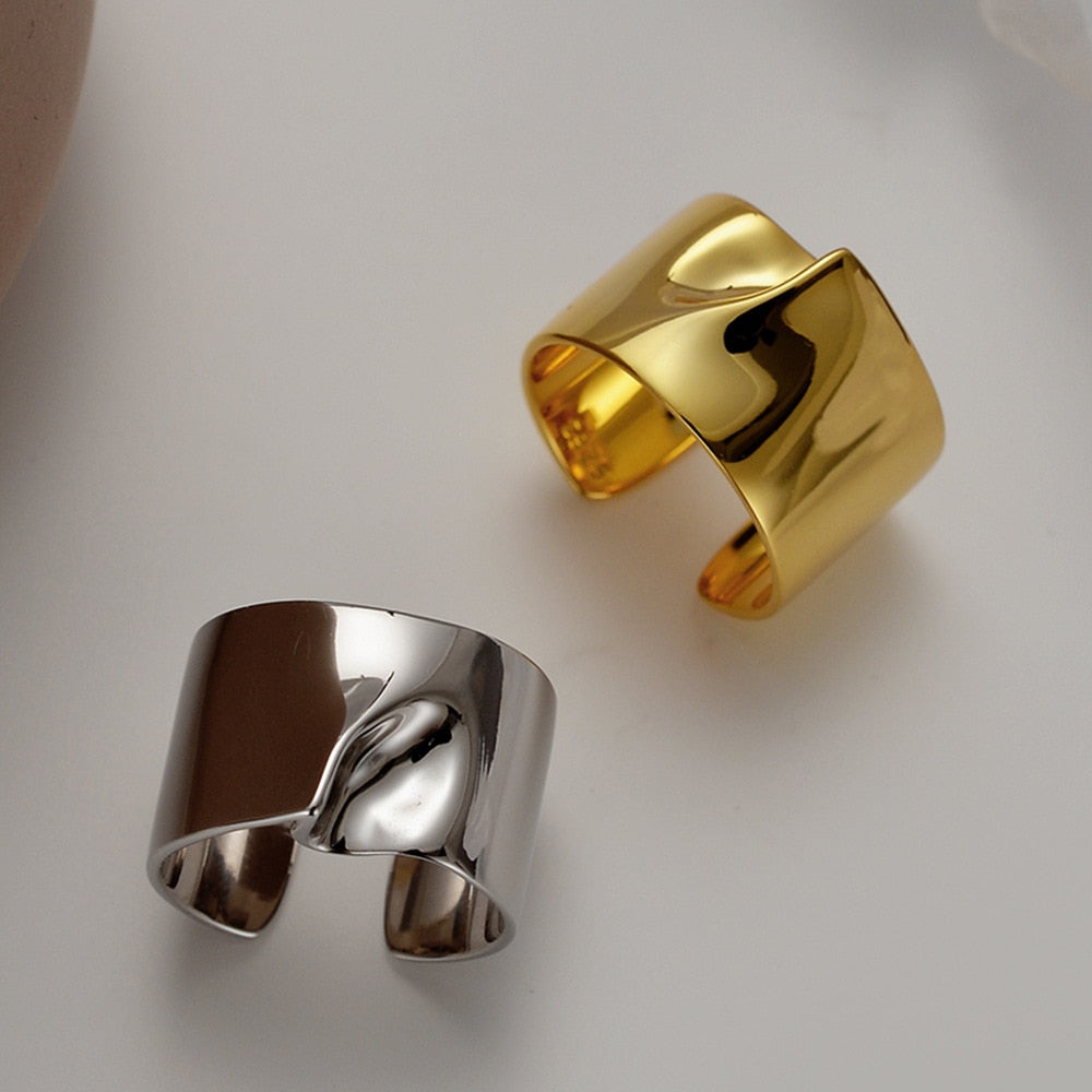 Large bague asymétrique finition miroir R1085