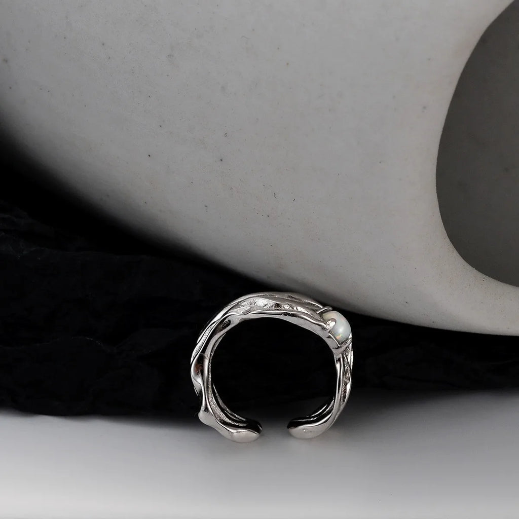 Manchette d'oreille irrégulière opale E1134, 1 pièce