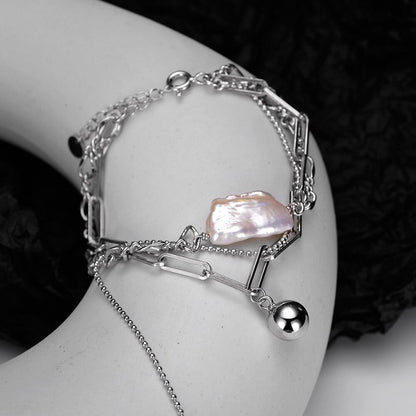 Bracelet multi-chaînes de perles baroques B1028