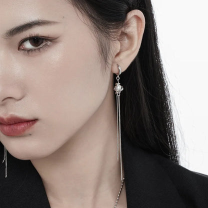 Boucle d'oreille à longue chaîne en perles baroques E1111, 1 pièce