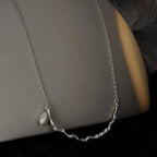 Pendentif à fil long et épais N1041
