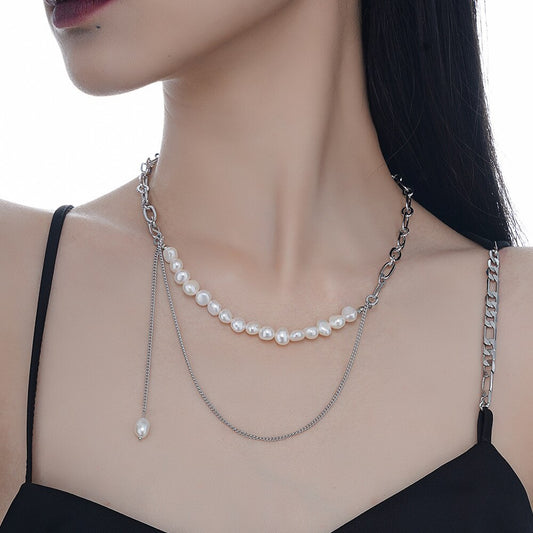 Collier à pampilles de perles baroques à longue chaîne N1031