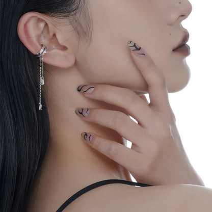 Manchette d'oreille Huggies en chaîne CZ E1129, 1 pièce