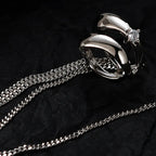 Boucle d'oreille originale à pompon long E1174, 1 pièce