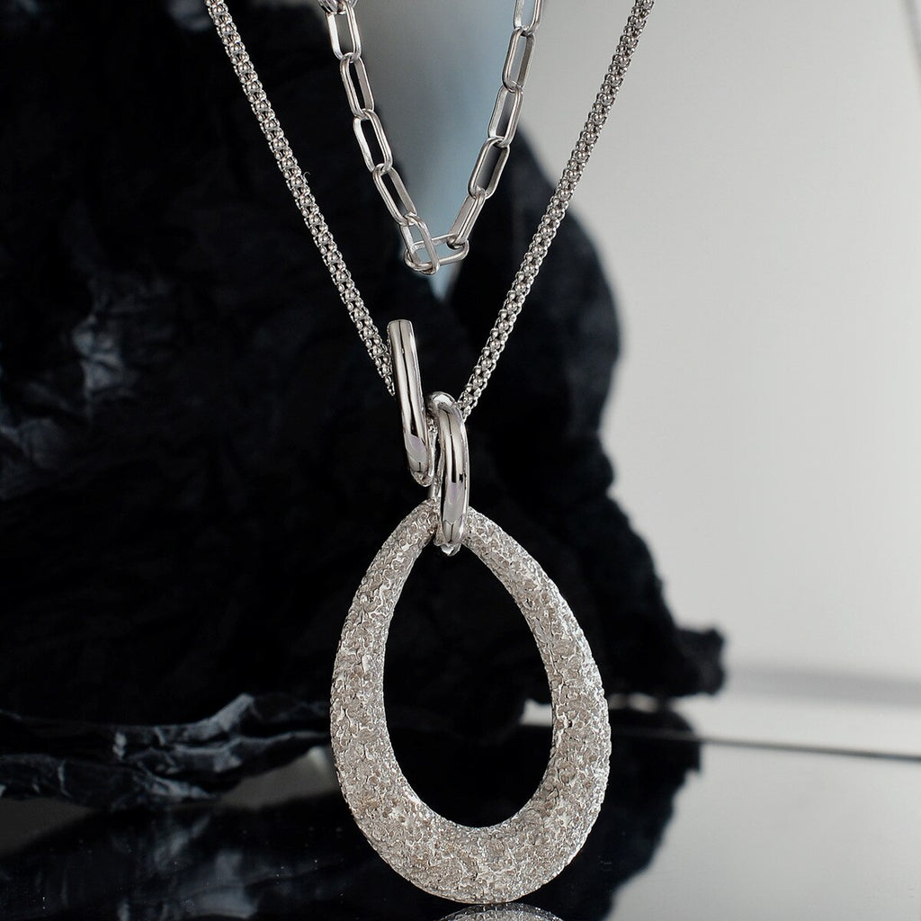 Collier pendentif en forme de larme mate N1011