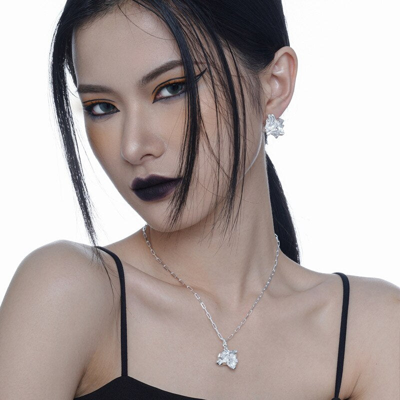 Clous irréguliers effet feuille d'aluminium à volants E1165