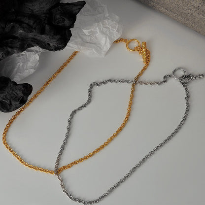 Collier chaîne torsadée en T N1019