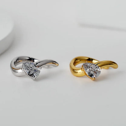 Boucle d'oreille ondulée solitaire CZ E1037, 1 pièce