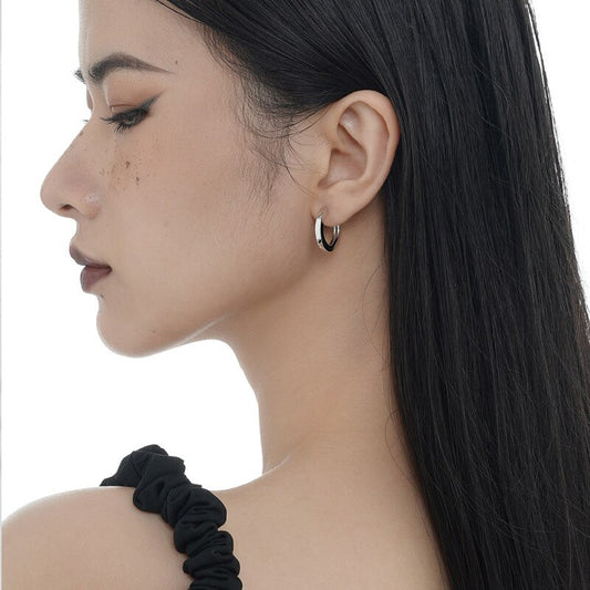 Boucles d'oreilles épaisses en forme de C E1019