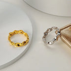 Anneau de bande irrégulier torsadé R1141