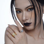 Large anneau ouvert martelé R1059