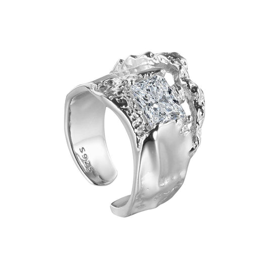 Bague à motif extraterrestre en pierre carrée R1198