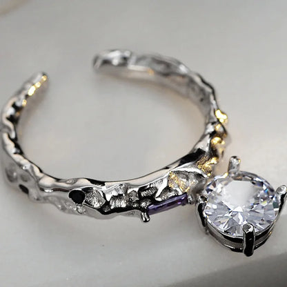 Bague irrégulière avec breloque en Zircon, R1193