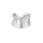 Manchette d'oreille à trou texturé E1072 1 pièce