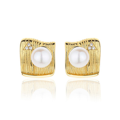 Boucles d'oreilles irrégulières en perles d'eau douce PE1015