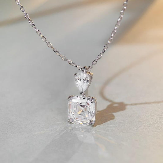 Collier solitaire 3 carats Asscher 5a CZ