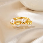 Bague florale en perles d'eau douce RN1013