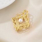 Pendentif floral en perles d'eau douce uniquement PN1021