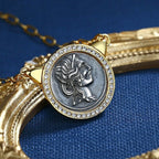 Collier de pièces de monnaie romaines Jules César N1036