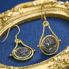 Boucles d'oreilles rotatives en pièce de monnaie grecque Arethusa E1051